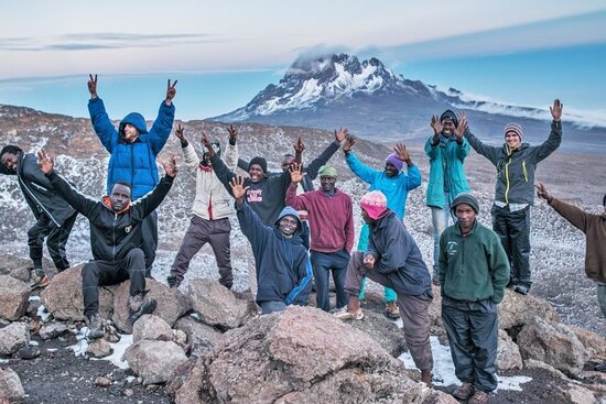 caption 6 Mount Kilimanjaro Tour – Avventura e Trekking 2025